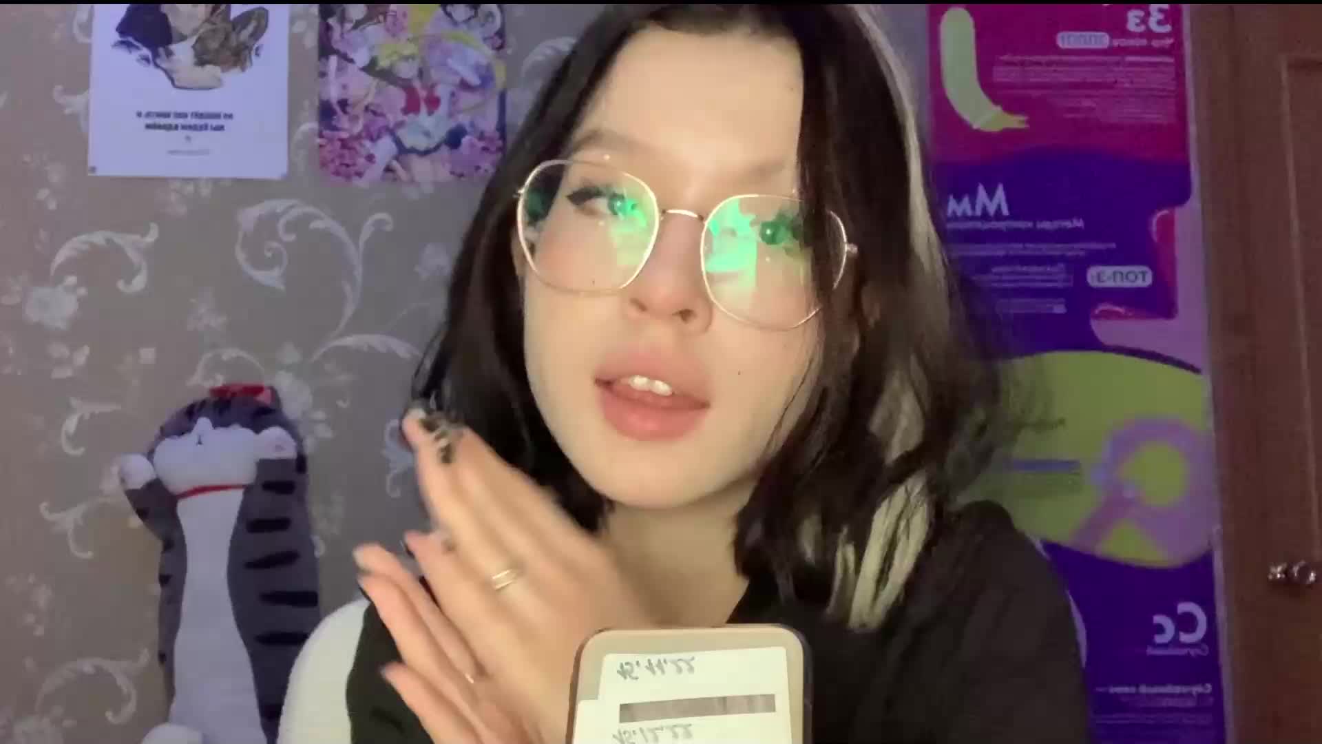 #lezzybunny 舔手指
