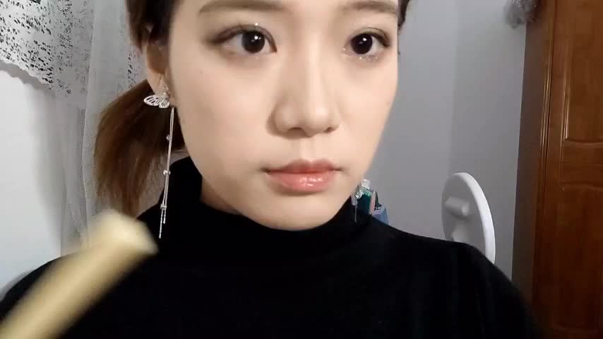 #lia的晚安小屋 舔东西