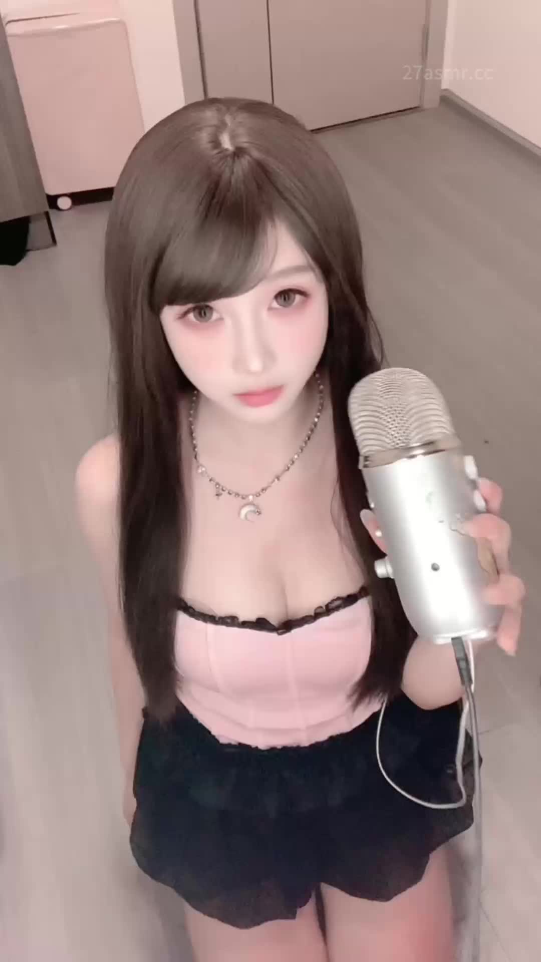 #沛沛 甜麦克风 俯视视角