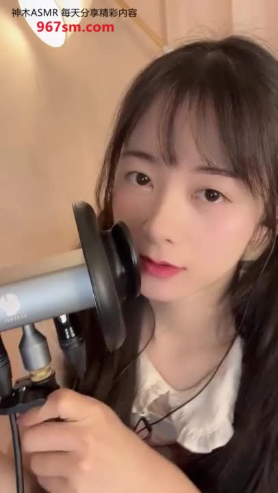 #缇雅99 呼吸声+舔耳 10分钟