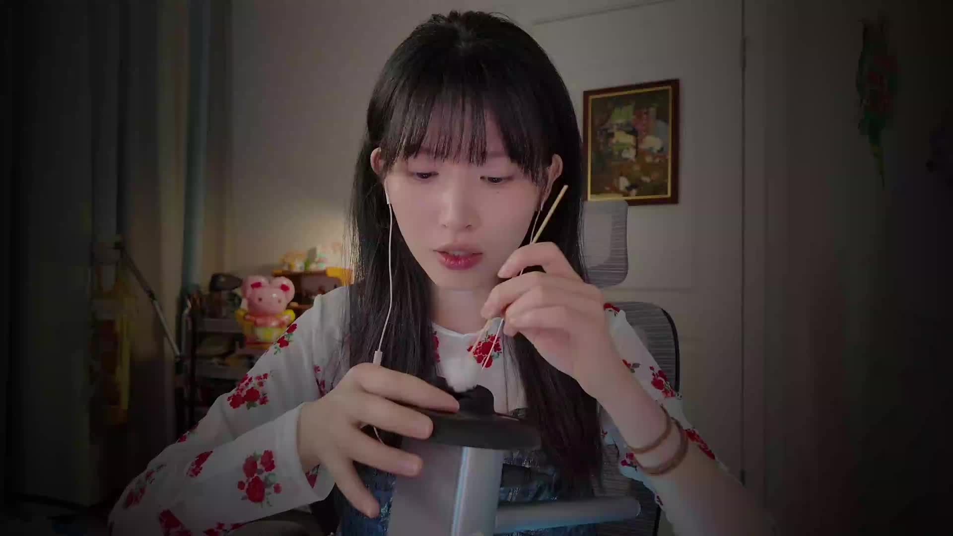 #芝麻对辣 采耳放松疗法治愈你的“恶龙咆哮”幻听症状